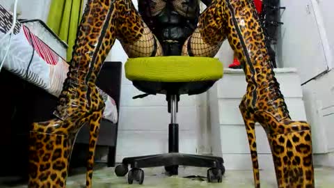 Snapshot of mistresstiffany69 chatting on 04-29-26, 08:29 Tiffany online show from 04-29-26, 08:29