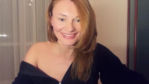 Snapshot of mistybarnes chatting on 04-19-26, 06:10 MistyBarnes NONUDE MODEL online show from 04-19-26, 06:10
