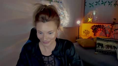Snapshot of mistybarnes chatting on 05-11-26, 04:04 MistyBarnes NONUDE MODEL online show from 05-11-26, 04:04