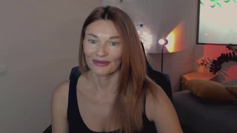 Snapshot of mistybarnes chatting on 06-05-26, 10:10 MistyBarnes NONUDE MODEL online show from 06-05-26, 10:10