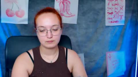 Snapshot of mistyrosee chatting on 07-10-26, 12:08 Aria online show from 07-10-26, 12:08