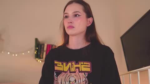 Snapshot of mita_mp4 chatting on 02-21-25, 07:34 Mita online show from 02-21-25, 07:34