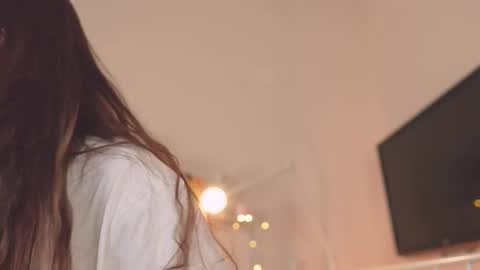 Snapshot of mita_mp4 chatting on 03-12-25, 04:41 Mita online show from 03-12-25, 04:41