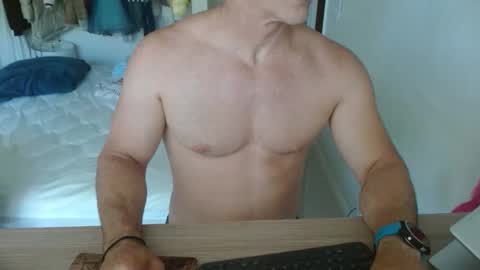 Snapshot of mitcheli chatting on 05-15-26, 02:57 Onlyfans online show from 05-15-26, 02:57