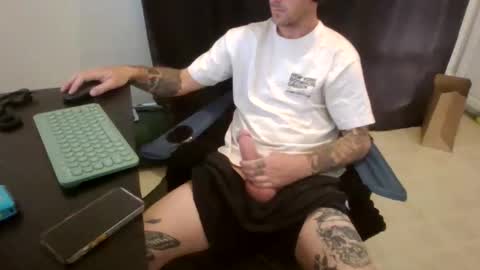 Snapshot of mitchyslick6969 chatting on 04-26-26, 06:05 ShyGuy6969 online show from 04-26-26, 06:05