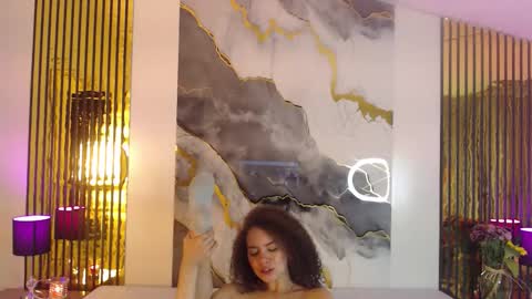 Snapshot of miticabrennet chatting on 01-07-26, 04:15 Mtica Brennet online show from 01-07-26, 04:15