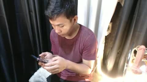 Snapshot of mitsubishixxx chatting on 11-16-25, 10:43 Nardz online show from 11-16-25, 10:43