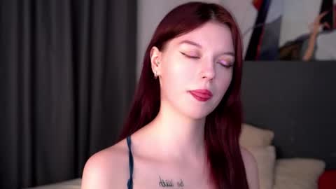 Snapshot of mitziefetters chatting on 07-13-26, 01:08 Rosalie online show from 07-13-26, 01:08