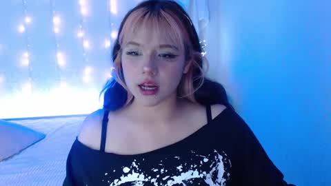 mixie_cute online show from 12-04-24, 09:13