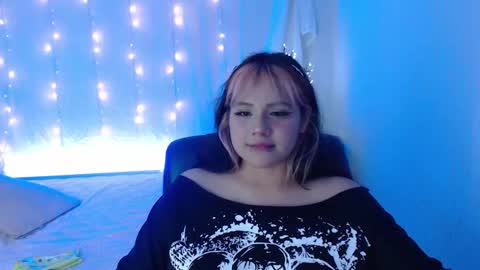 mixie_cute online show from 12-05-24, 12:19