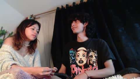 Naomi and Nekorii online show from 04-11-26, 03:00