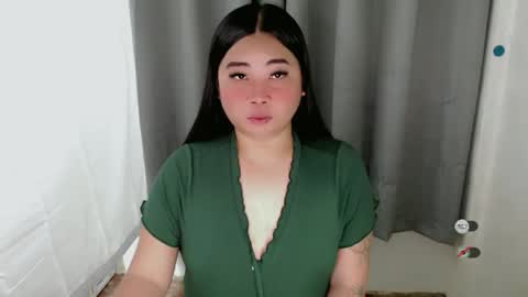 Snapshot of miya_licious chatting on 10-30-25, 08:05 cassie marie online show from 10-30-25, 08:05