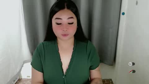 Snapshot of miya_licious chatting on 11-02-25, 06:43 cassie marie online show from 11-02-25, 06:43