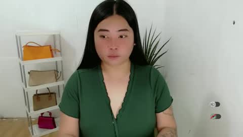 Snapshot of miya_licious chatting on 11-27-25, 03:41 cassie marie online show from 11-27-25, 03:41