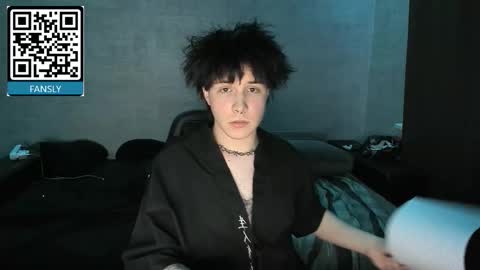 MeowMiku online show from 11-04-25, 10:20