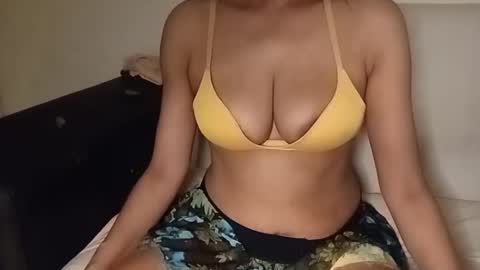 Snapshot of miyawhitexxx chatting on 03-31-26, 09:48 miyawhitexxx online show from 03-31-26, 09:48