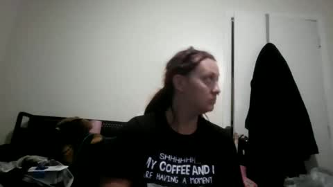 Snapshot of miztrezk chatting on 06-09-26, 02:12 miztrezk online show from 06-09-26, 02:12