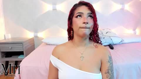 mizzhell_ online show from 09-30-25, 12:54