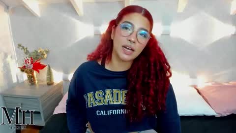 mizzhell_ online show from 12-22-25, 03:58