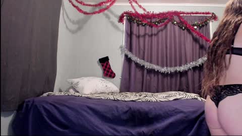 MizzKittay online show from 12-20-24, 07:44