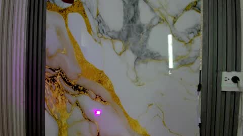 LUCRECIA   NEW ACCOUNT online show from 03-31-26, 05:24