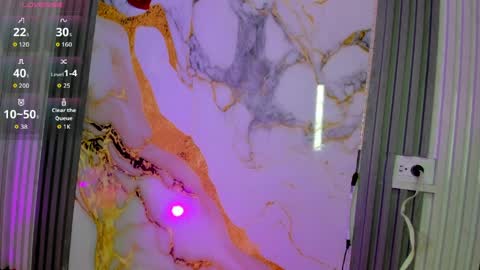 LUCRECIA   NEW ACCOUNT online show from 04-01-26, 05:32