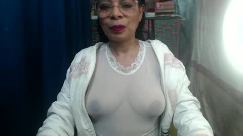 kelly online show from 10-26-25, 08:04