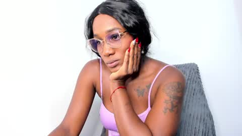 Linda online show from 07-19-26, 03:21