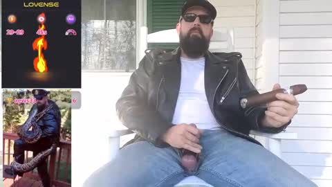 SMOKINsnakeEYEZ online show from 12-30-24, 06:27