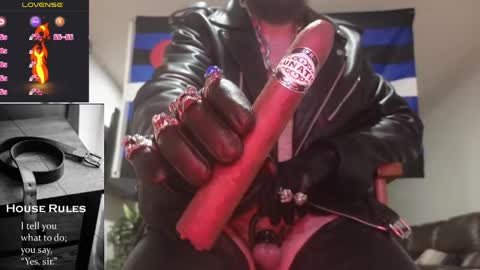 Snapshot of mmazsnake chatting on 05-01-26, 11:31 SMOKINsnakeEYEZ online show from 05-01-26, 11:31