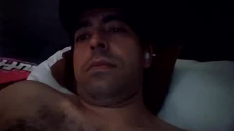 Snapshot of mmiigguueell32 chatting on 10-01-25, 07:31 Migue online show from 10-01-25, 07:31