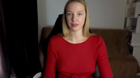 Snapshot of mmm_banana chatting on 01-14-25, 05:23 Lili online show from 01-14-25, 05:23