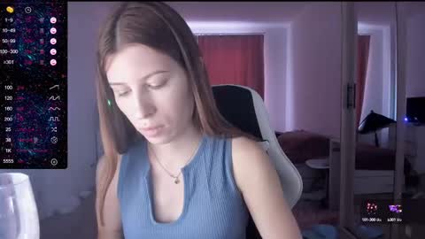 Snapshot of mmm_banana chatting on 02-22-25, 10:51 Lili online show from 02-22-25, 10:51