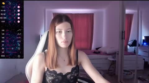 Snapshot of mmm_banana chatting on 02-26-25, 07:31 Lili online show from 02-26-25, 07:31
