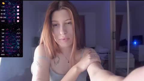 Snapshot of mmm_banana chatting on 02-28-25, 05:26 Lili online show from 02-28-25, 05:26