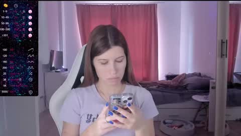 Snapshot of mmm_banana chatting on 03-05-25, 10:55 Lili online show from 03-05-25, 10:55