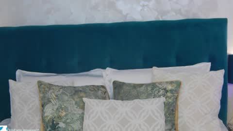 Jessie online show from 03-12-25, 02:41