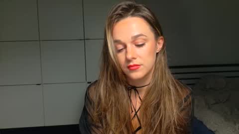 mmminnie online show from 11-24-25, 02:39