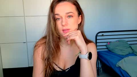 mmminnie online show from 03-22-26, 10:51