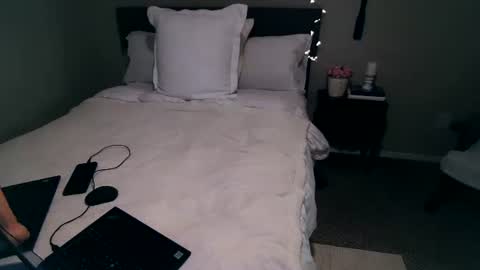 Snapshot of mmmmmwah chatting on 11-03-25, 05:20 Angel online show from 11-03-25, 05:20