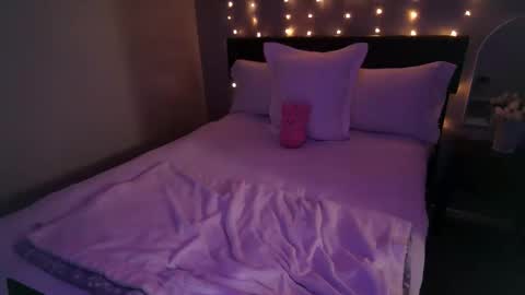 Angel online show from 02-28-26, 11:17