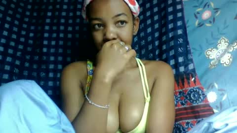 mmyriame online show from 06-22-26, 08:17