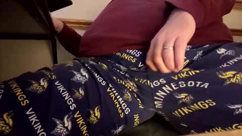 mnguy19726969 online show from 10-27-25, 02:54