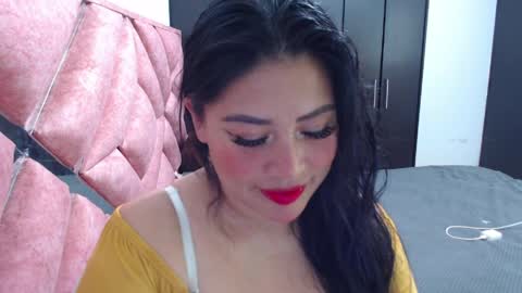 Catalina online show from 04-01-26, 04:13