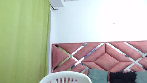 Snapshot of moan_sex1 chatting on 07-10-26, 04:06 Catalina online show from 07-10-26, 04:06