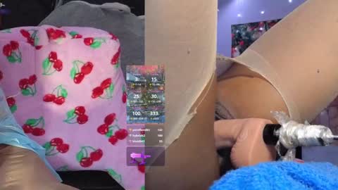 Snapshot of mocha_ chatting on 12-15-24, 12:38 MOCHA JAMES THE NPC online show from 12-15-24, 12:38