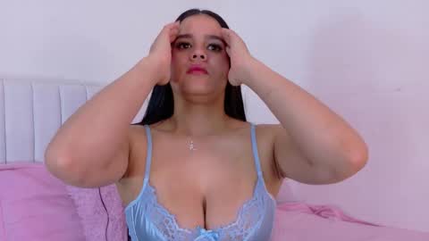 zoe ross online show from 09-16-25, 07:04