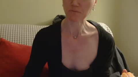 Aurora online show from 05-02-26, 05:40