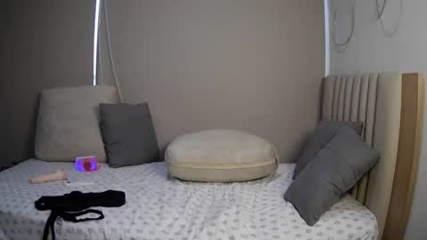 Snapshot of modexusparty chatting on 11-26-25, 04:19 modexusparty online show from 11-26-25, 04:19