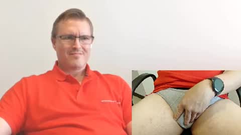 Moe online show from 10-24-25, 06:59